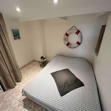 Apartment Petit Boucan 47m2 Dans Le Coeur Du Panier *